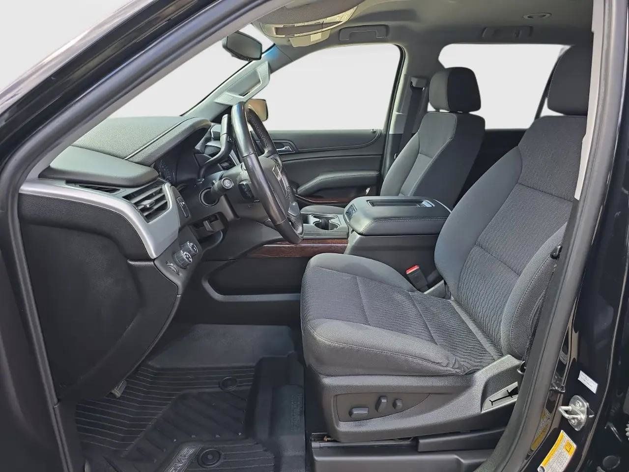Used 2019 GMC Yukon XL SLE AWD/4WD image 12