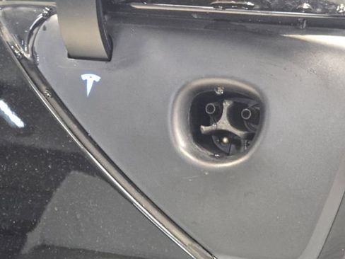 Used 2022 Tesla Model Y Performance AWD/4WD image 8