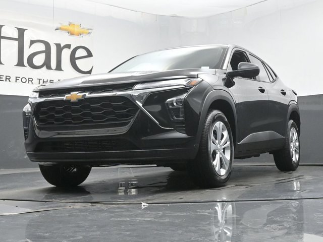 New 2026 Chevrolet Trax LS FWD image 4