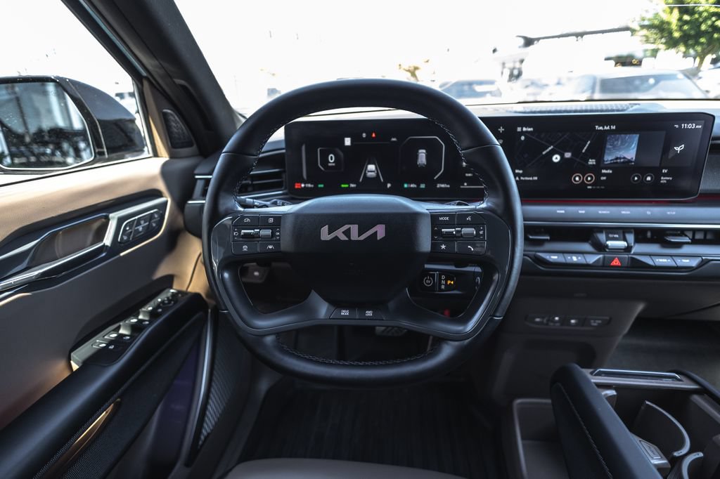 Used 2024 Kia EV9 GT-Line AWD/4WD image 28