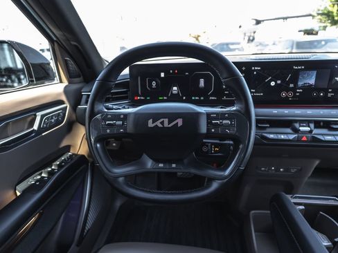 Used 2024 Kia EV9 GT-Line AWD/4WD image 28