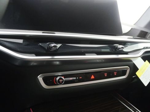 New 2026 BMW X5 xDrive50e AWD/4WD image 22