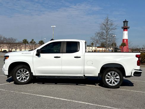Used 2024 Chevrolet Silverado 1500 Custom image 26