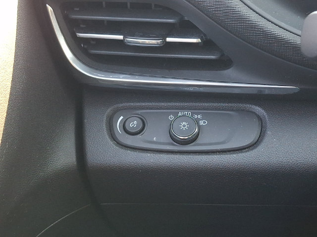 Certified 2024 Buick Envista Preferred FWD image 22