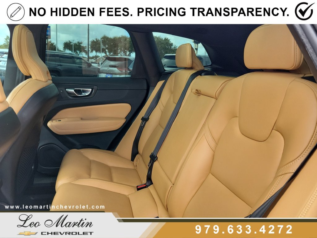 Used 2022 Volvo XC60 B5 Inscription w/ Advanced Package FWD image 10