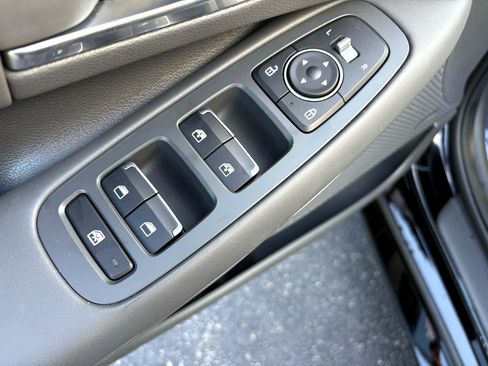 Used 2023 Hyundai Sonata SEL Plus image 7