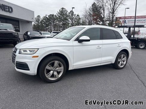 Used 2018 Audi Q5 2.0T Premium Plus w/ Premium Plus Package image 1