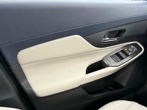 New 2026 Nissan Sentra SL FWD image 30