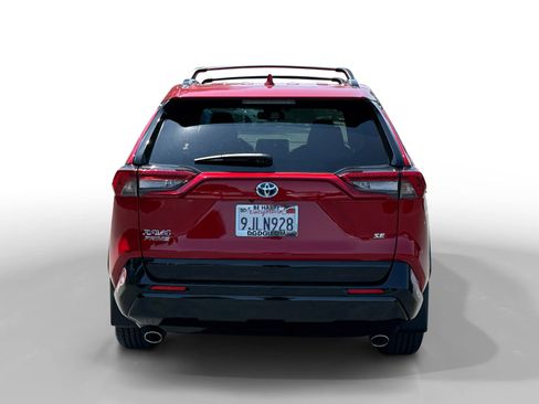 Used 2023 Toyota RAV4 SE w/ Weather & Moonroof Package AWD/4WD image 4