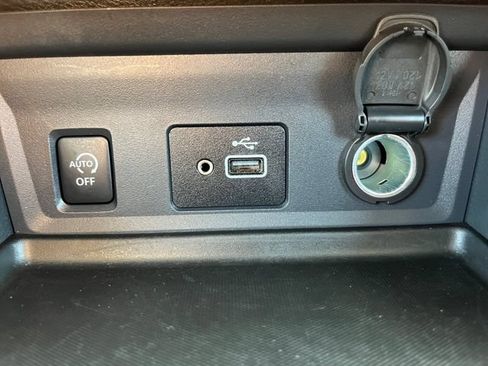 Used 2025 Nissan Sentra S FWD image 6