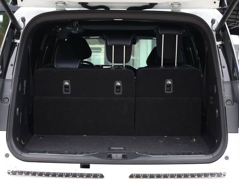 Certified 2026 INFINITI QX80 4WD w/ Sport Exterior Package image 8