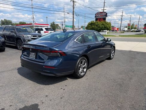 Used 2023 Honda Accord EX image 7