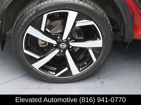 Used 2021 Nissan Rogue Sport SL FWD image 5
