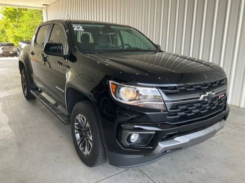 Used 2022 Chevrolet Colorado Z71 w/ Safety Package RWD image 24