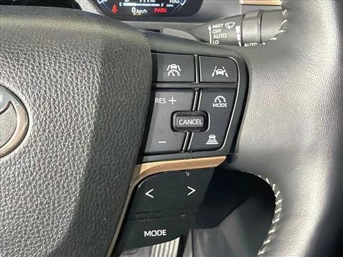 Used 2024 Toyota Crown Platinum AWD/4WD image 26