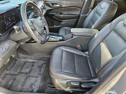 Certified 2024 Chevrolet Trax RS w/ Driver Confidence Package image 14