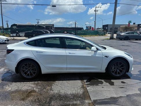 Used 2020 Tesla Model 3 RWD image 5