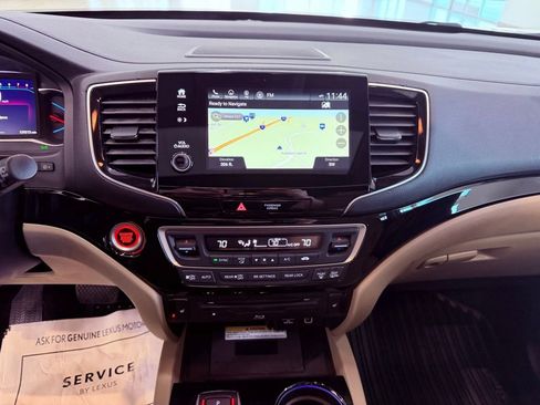 Used 2019 Honda Pilot Touring image 29