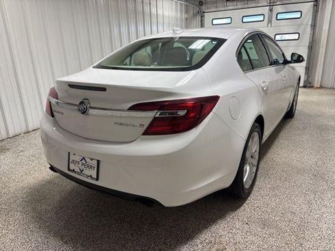 Used 2016 Buick Regal image 3