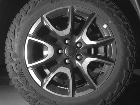 Used 2025 Jeep Compass Trailhawk AWD/4WD image 13
