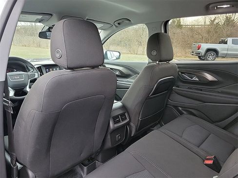 Used 2022 GMC Terrain SLE w/ Driver Convenience Package image 12