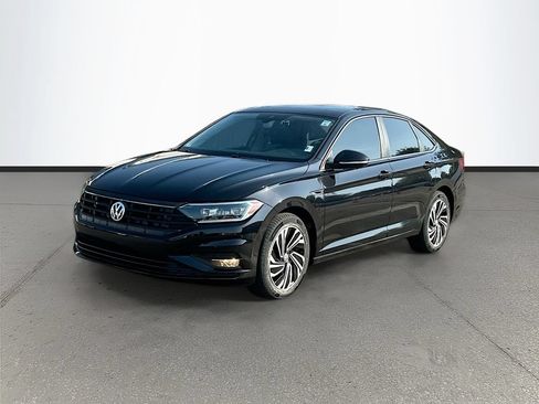 Used 2021 Volkswagen Jetta SEL Premium FWD image 3
