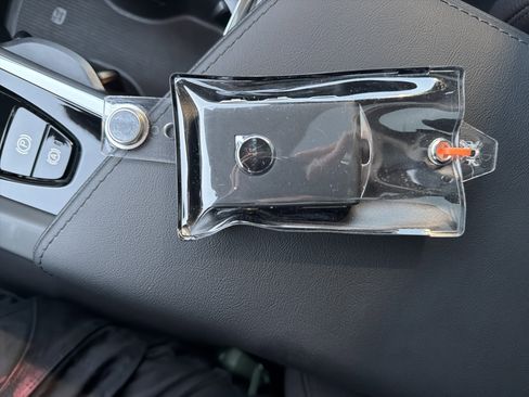 Certified 2025 Volvo XC60 B5 Plus image 38