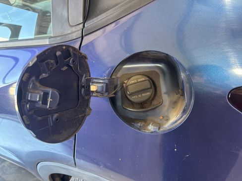 Used 2016 Honda HR-V LX image 9