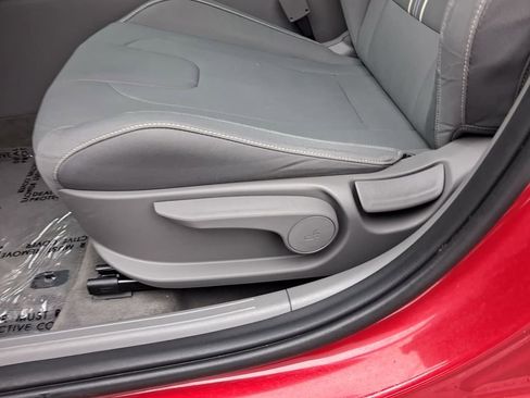 Certified 2023 Hyundai Elantra SEL w/ Convenience Package image 15