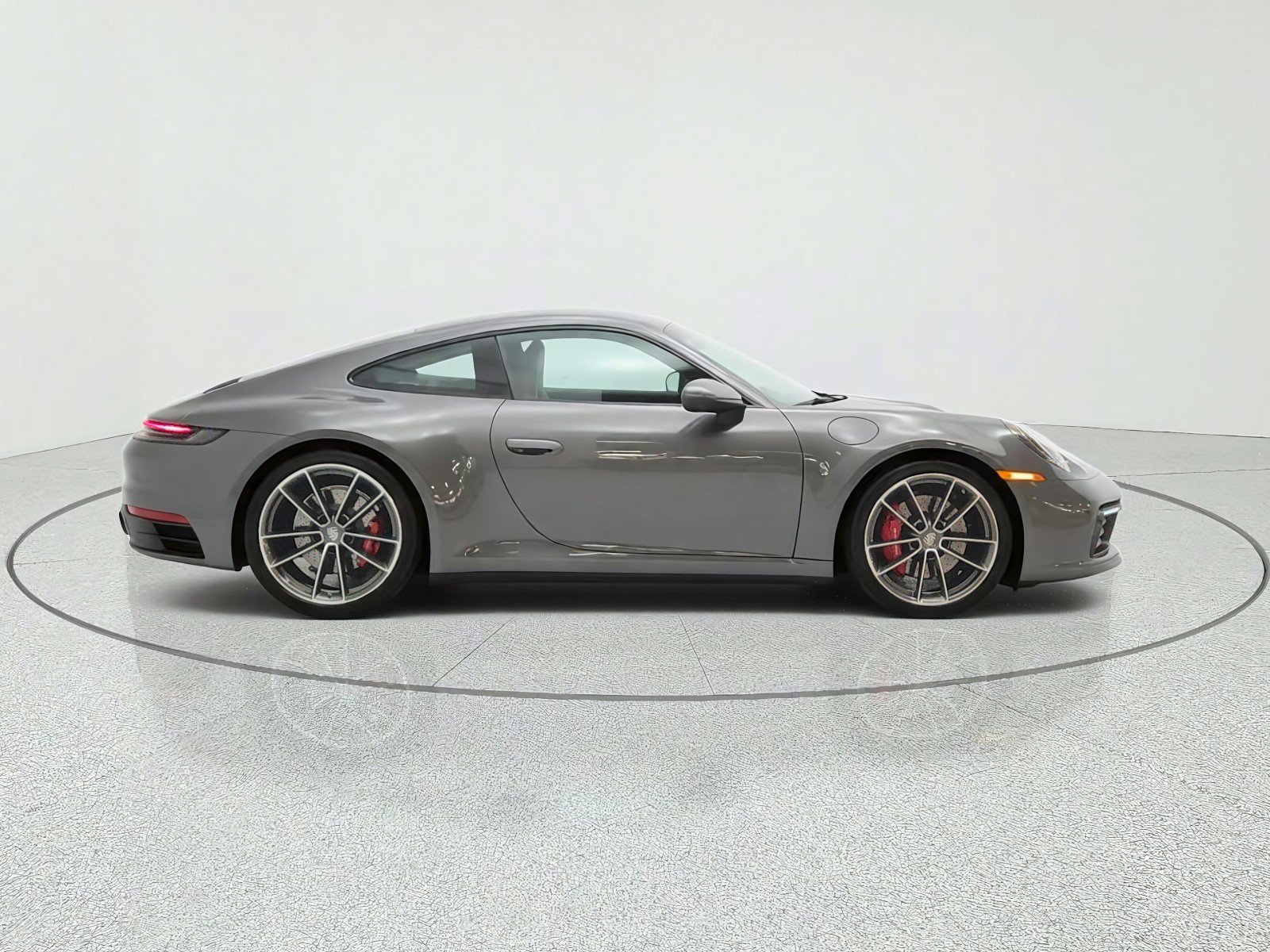 Used 2022 Porsche 911 Carrera S RWD image 4