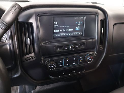 Used 2019 Chevrolet Silverado 2500 W/T RWD image 5
