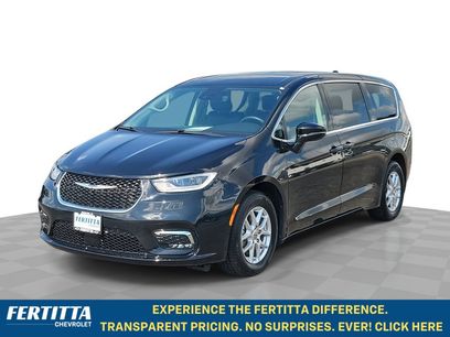 Used 2024 Chrysler Pacifica Touring-L
