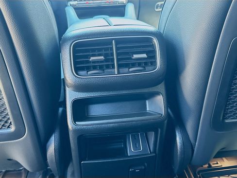 Used 2021 Mercedes-Benz GLE 350 image 22