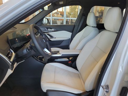 New 2026 BMW X1 xDrive28i w/ Convenience Package image 4