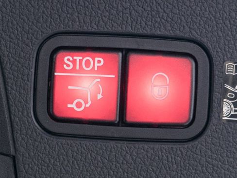 Certified 2025 Mercedes-Benz GLE 53 AMG 4MATIC Coupe image 31