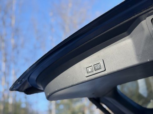 Used 2020 Subaru Ascent Limited w/ Technology Package image 31