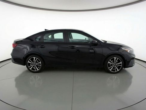 Used 2024 Kia Forte LXS FWD image 11