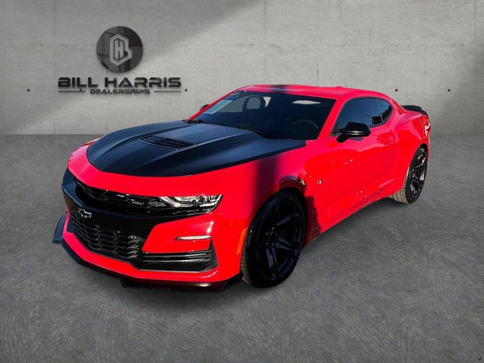 Used 2019 Chevrolet Camaro SS RWD image 1