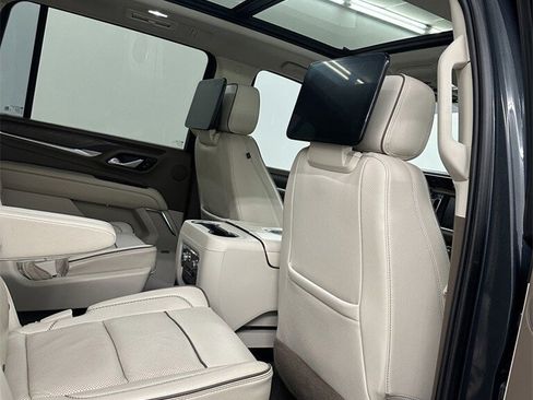 Used 2021 GMC Yukon XL Denali w/ LPO, Illumination Package image 40