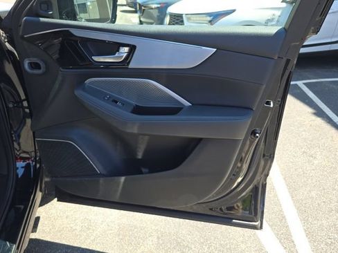 Used 2023 Acura MDX SH-AWD image 24