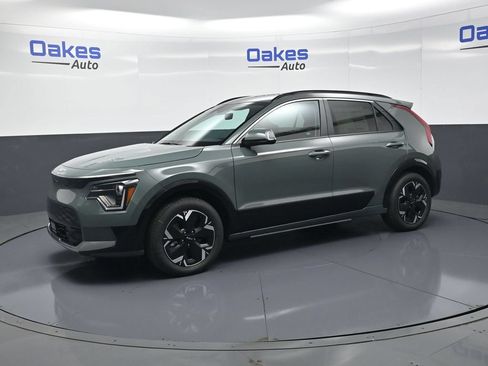 New 2026 Kia Niro Wind w/ Wind Preserve Package FWD image 4