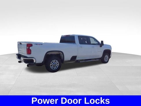 Used 2026 Chevrolet Silverado 2500 LT AWD/4WD image 11