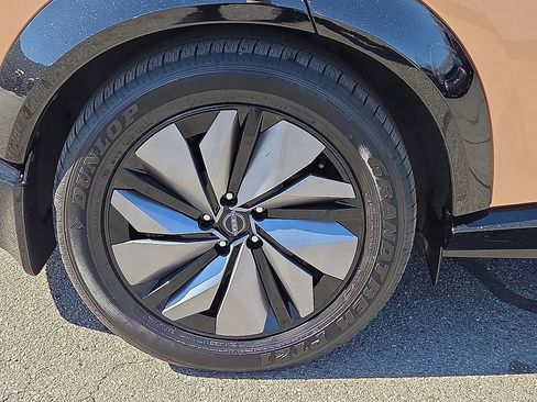 Used 2025 Nissan Ariya Platinum image 7