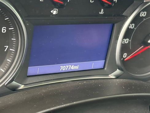 Used 2023 GMC Terrain SLT AWD/4WD image 13