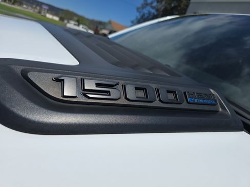 Used 2021 RAM 1500 Laramie AWD/4WD image 11