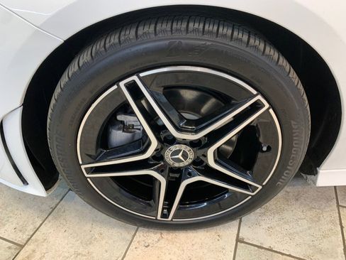 Used 2023 Mercedes-Benz CLA 250 4MATIC image 13