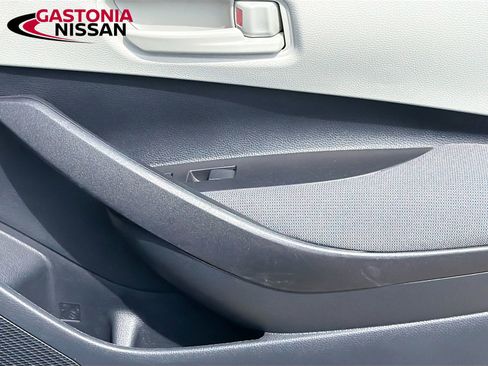 Used 2026 Toyota Corolla LE FWD image 31
