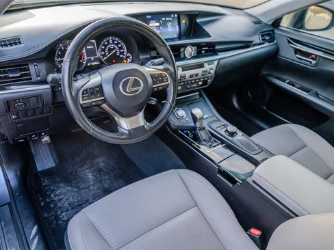 Used 2017 Lexus ES 350 image 14