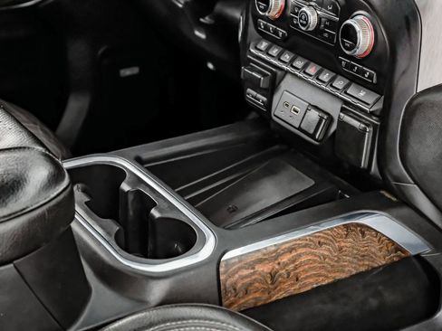 Used 2020 GMC Sierra 3500 Denali w/ Denali Ultimate Package image 23