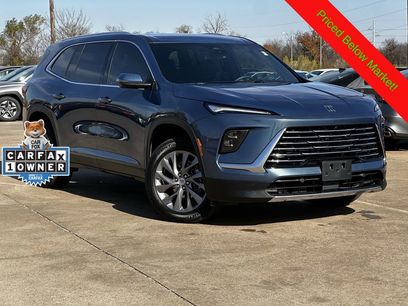 Used 2025 Buick Enclave Preferred